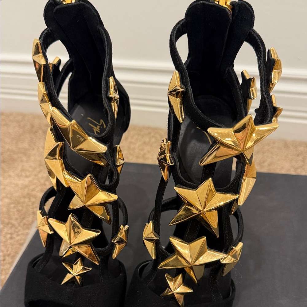 Giuseppe Zanotti Black Suede Star Heels | EU 37 | NEW | Iconic Design - Picture 5 of 12